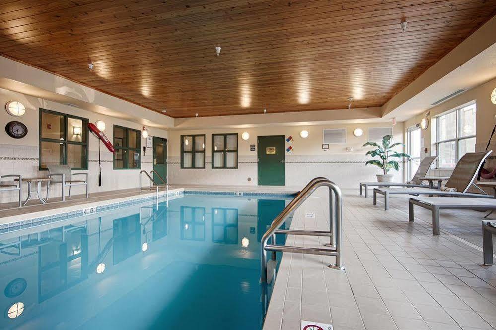 Badlands Inn & Suites Dickinson Εξωτερικό φωτογραφία